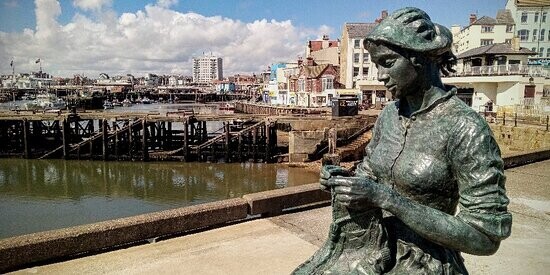 adams harbour cafe featured on bridlington net business directory