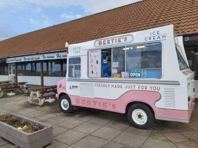 berties icecream van featured on bridlington net business directory 768x576