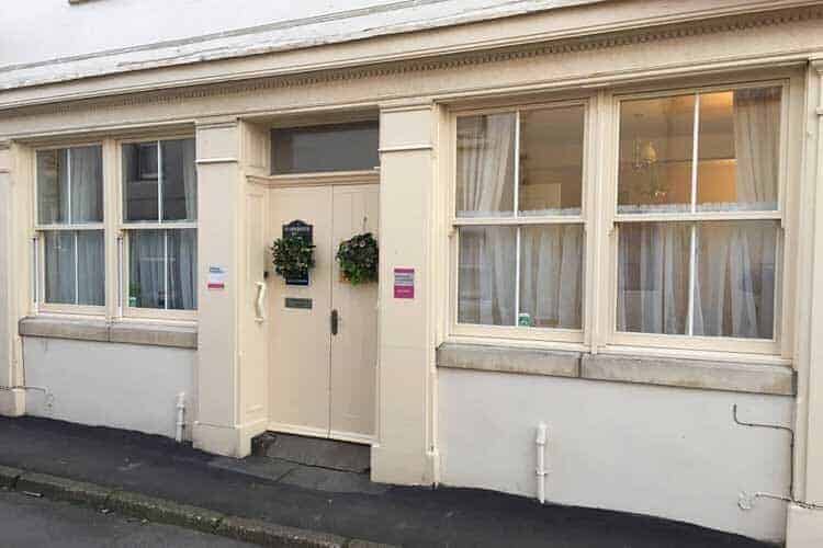 flamborough rock cottages featured on bridlington net business directory