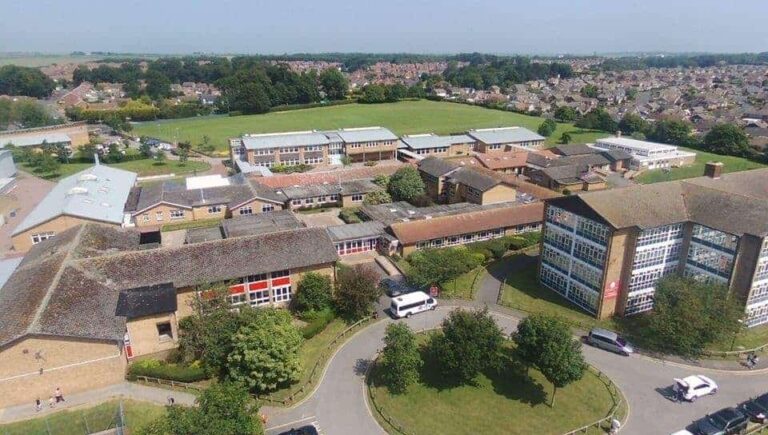 headlands school listed on bridlington net business directory 768x435