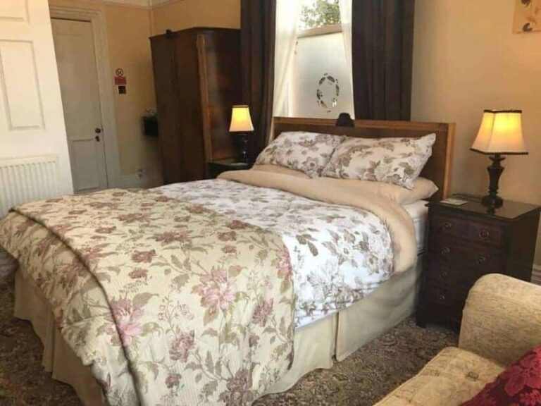 the hollies b and b featured on bridlington net business directory 768x576