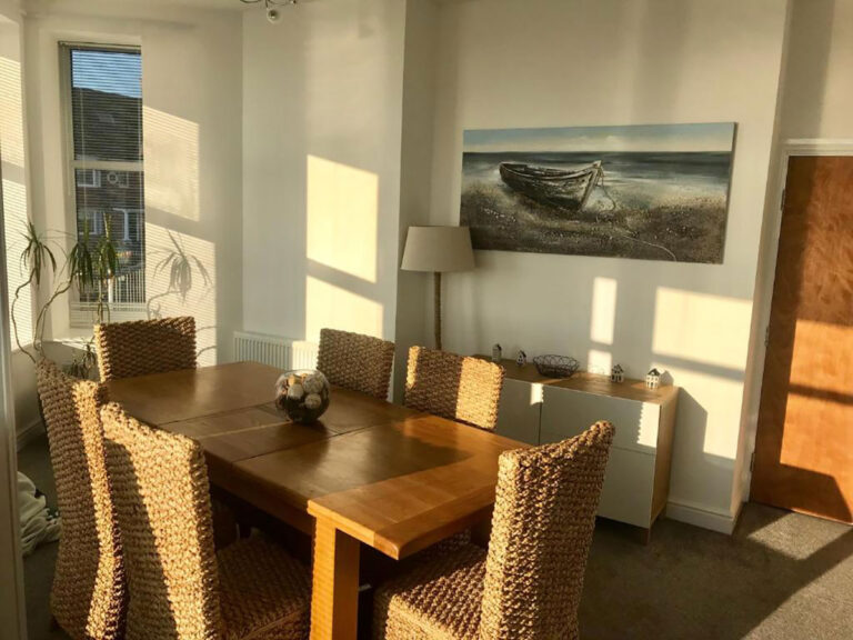 dining table 768x576