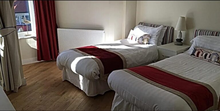 expanse apartments twin 768x389