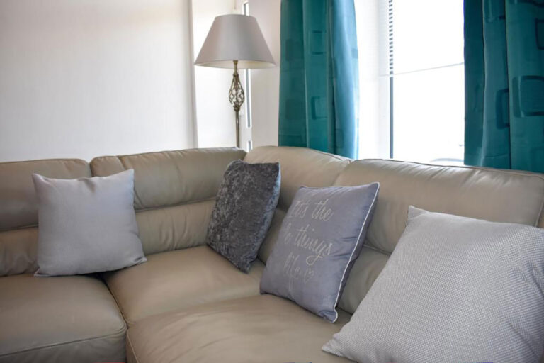 sofa booking 768x512