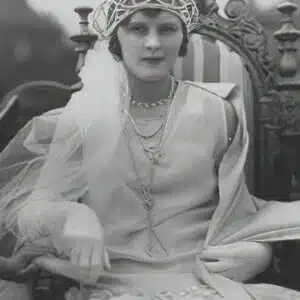 carnivalqueen featured on bridlington history pages on bridlington net gigapixel standard scale 4 00x 300x300 1