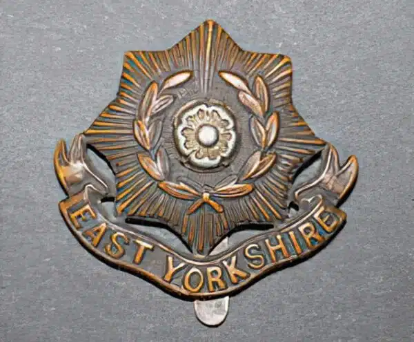 hougheastyorksbadge standard scale 4 00x gigapixel 600x495 1